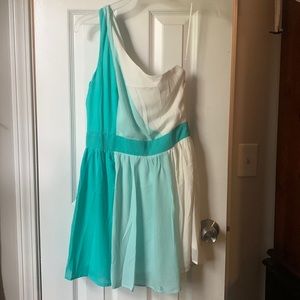 💙 NWT One Shoulder CALS dress 💙